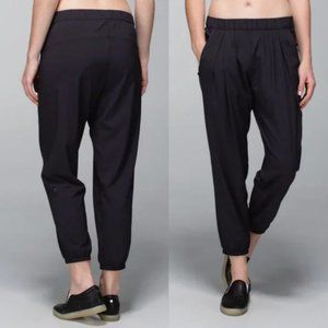 New Lululemon Rollin' With My Omies jogger relaxed cropped ankle trouser pant